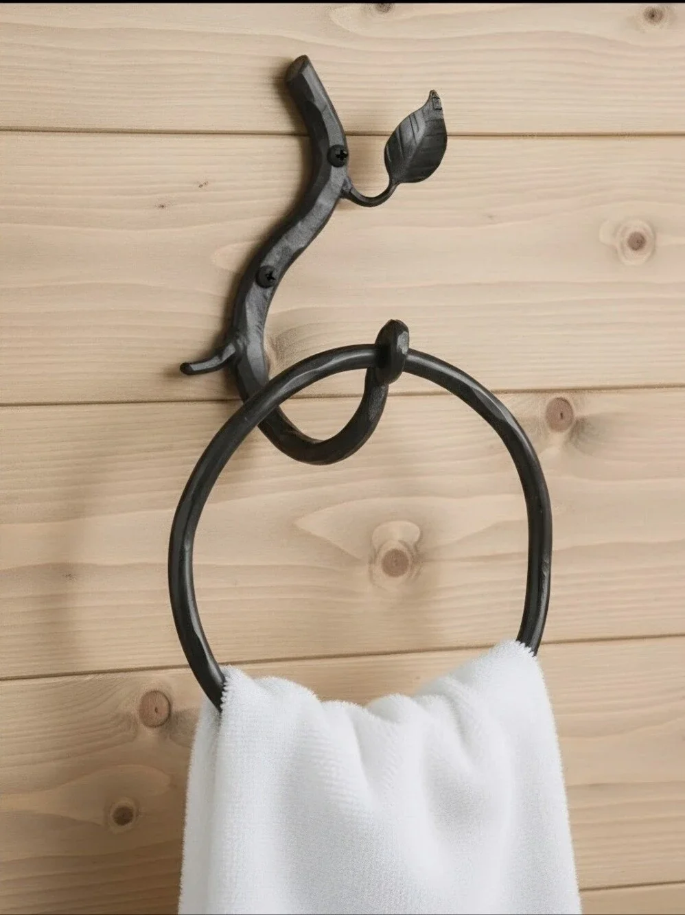 Urban Force Sylamore Wrought Iron Leaf Towel Ring in Black